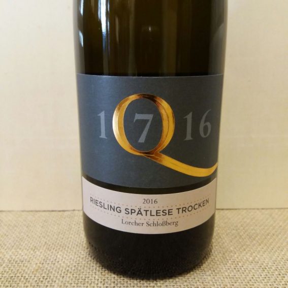 LAQUAI-SPÄTLESE-TROCKEN-1